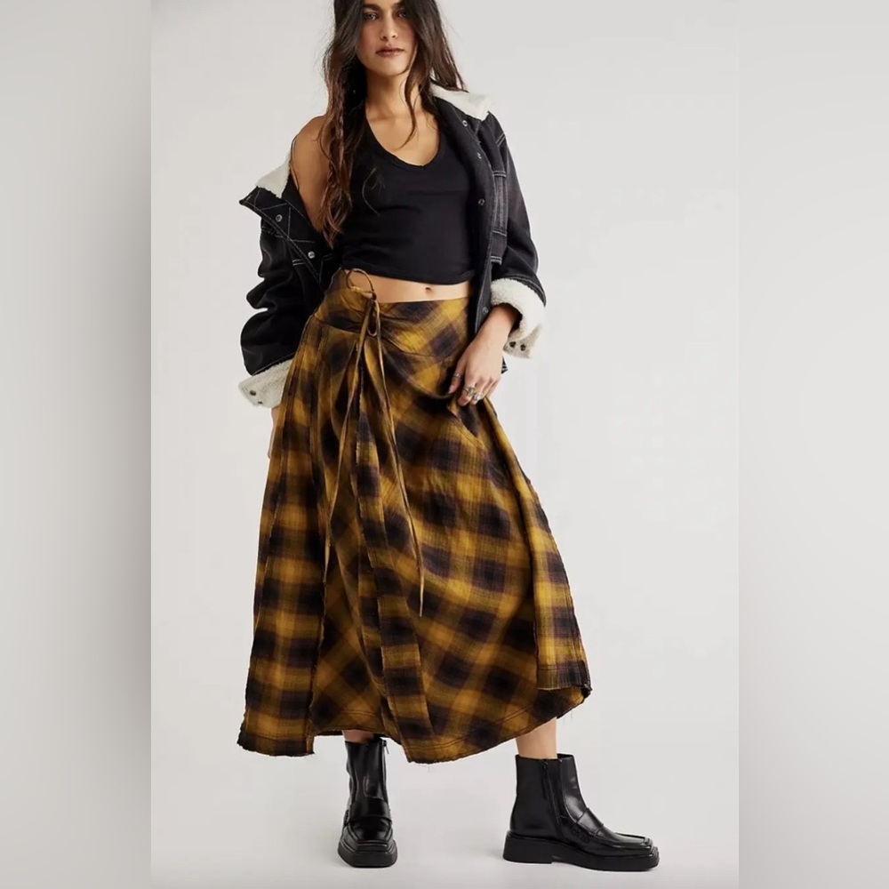 Free People Plaid Grunge Skirt, Size 4